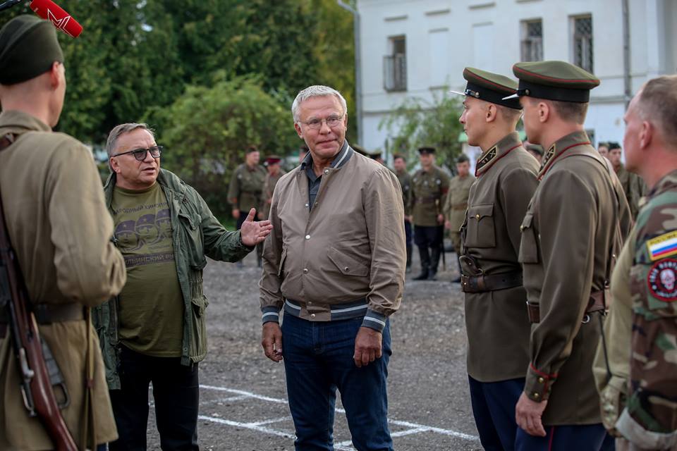 Народный кинопроект «Ильинский рубеж» отмечен Правительством Российской Федерации на государственном уровене. Народный кинопроект «Ильинский рубеж» отмечен Правительством Российской Федерации на государственном уровене.